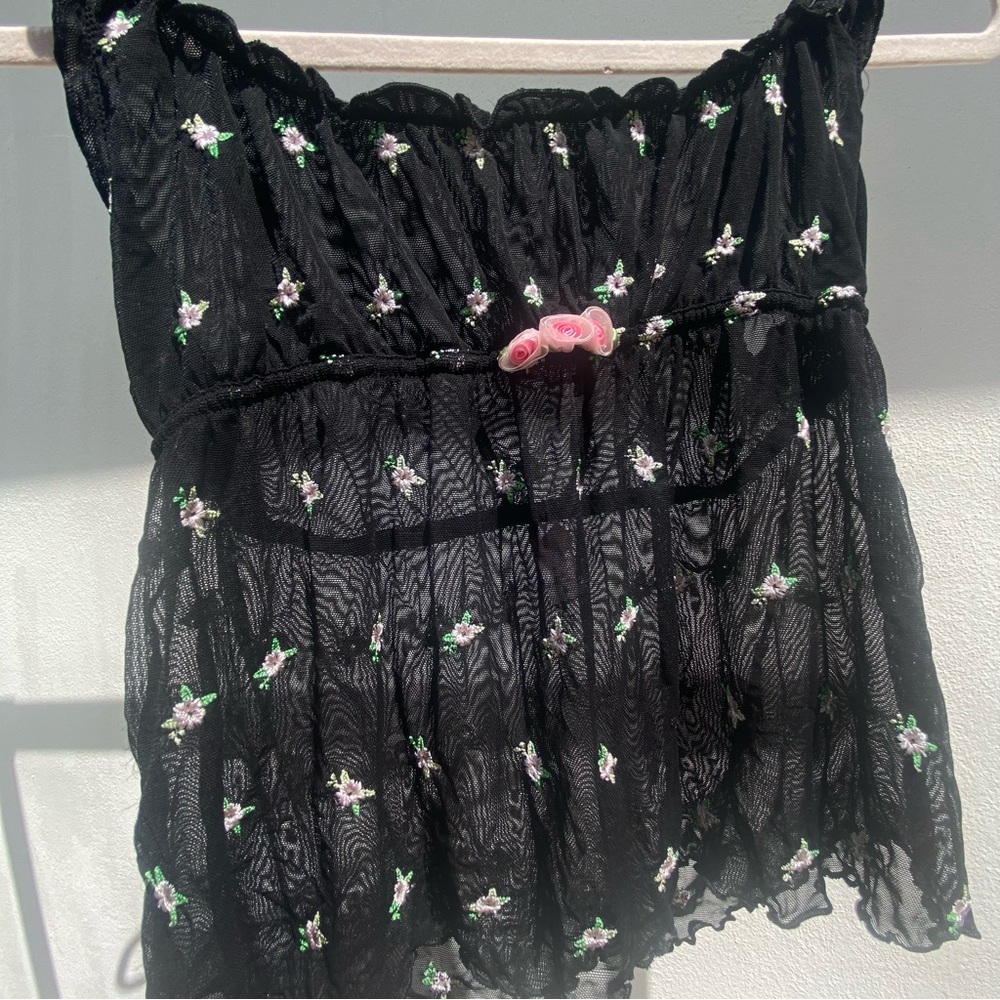 Y2K RARE Victoria’s Secret Black Floral Embroidered Babydoll Cami Top Size S - Picture 3 of 9
